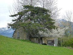 Grange au bas des combes